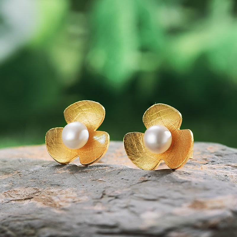 925 Sterling Silver Natural Pearl Jewelry Flower Stud Earrings for Women