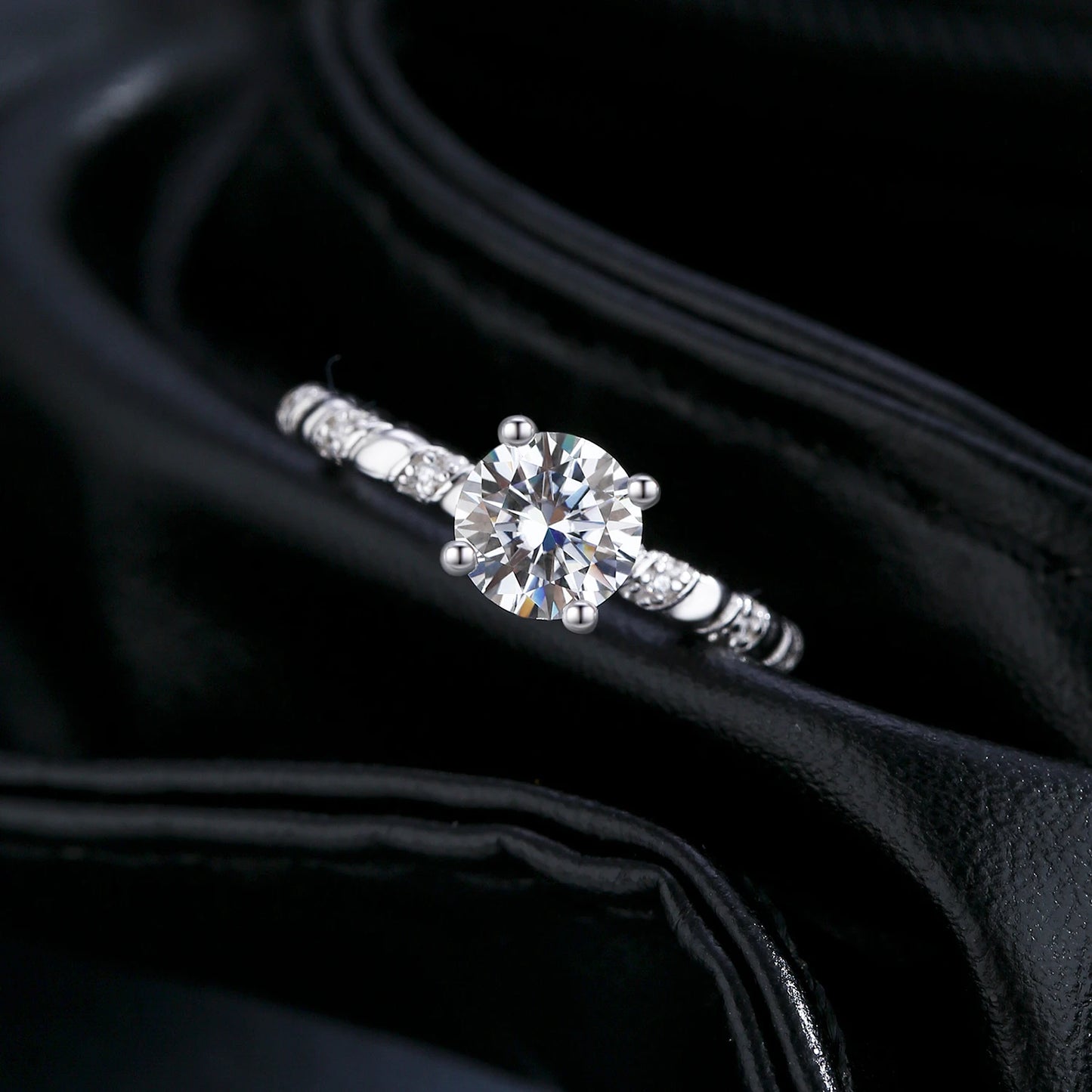 1CT Moissanite 925 Sterling Silver Sparkling Twist Lab Created Diamond Wedding Band Rings For Women