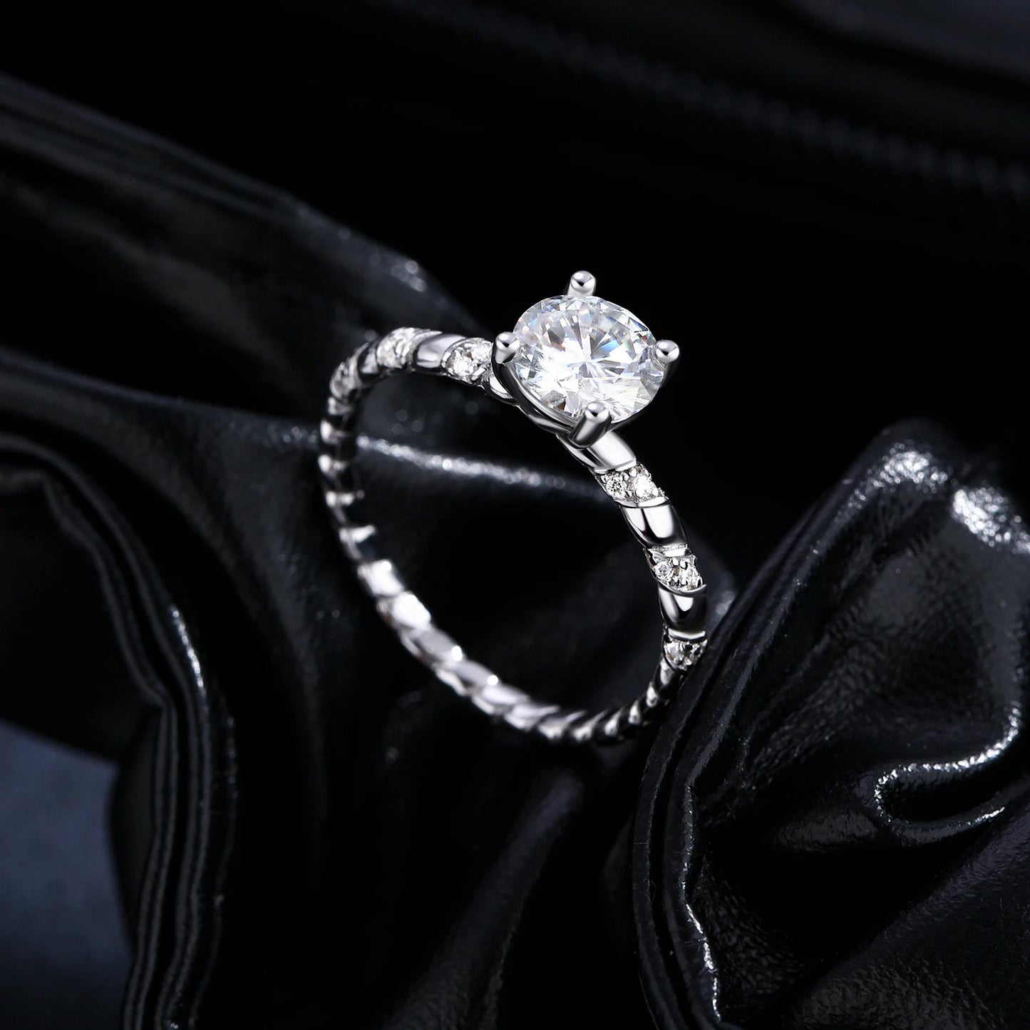 1CT Moissanite 925 Sterling Silver Sparkling Twist Lab Created Diamond Wedding Band Rings For Women