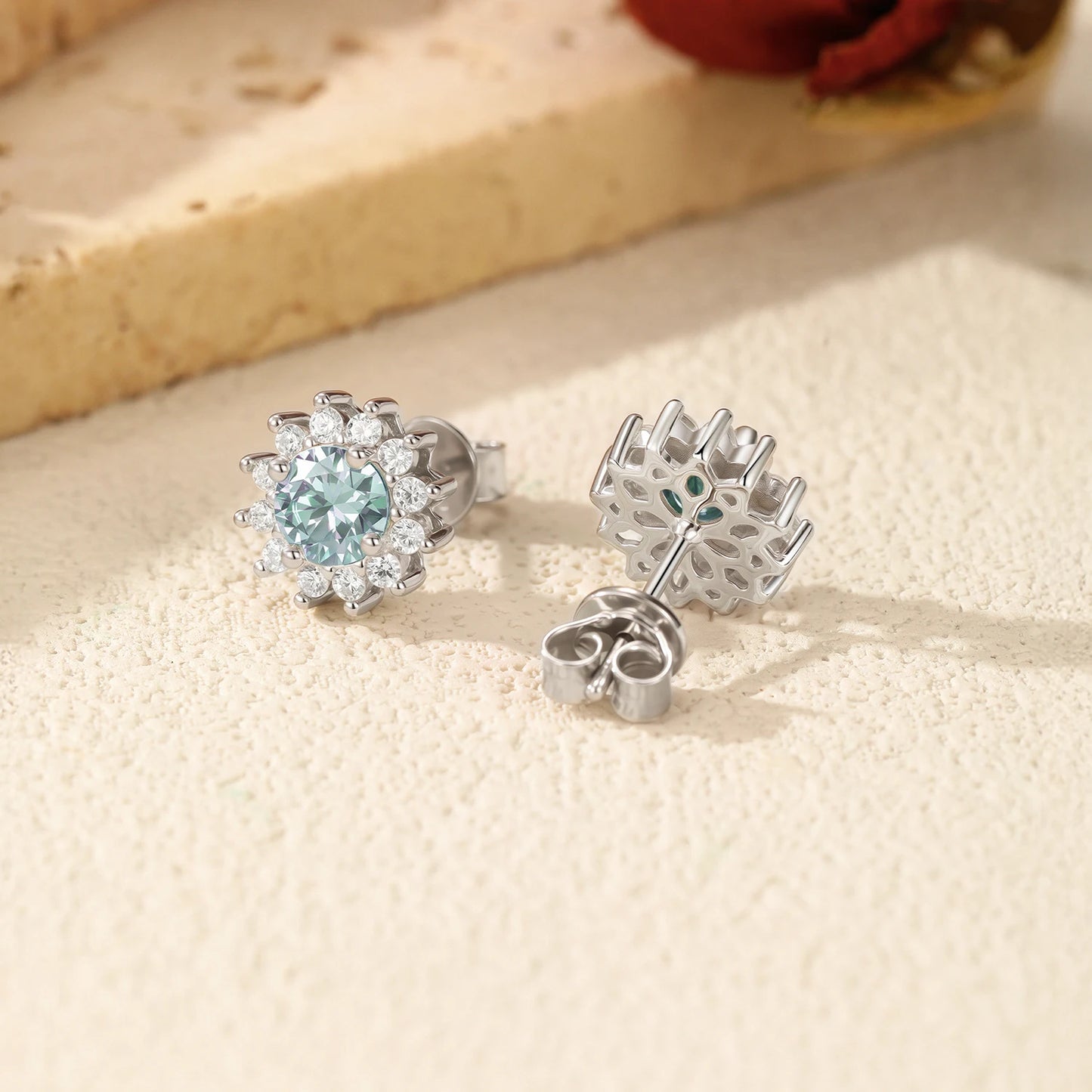 1CT Green Moissanite Classic Earrings 925 Sterling Silver Sparkling Sun Stud Earrings For Women